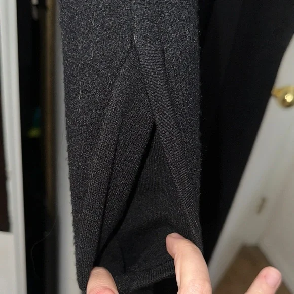 Banana Republic Black Long Cardigan - Picture 4 of 4